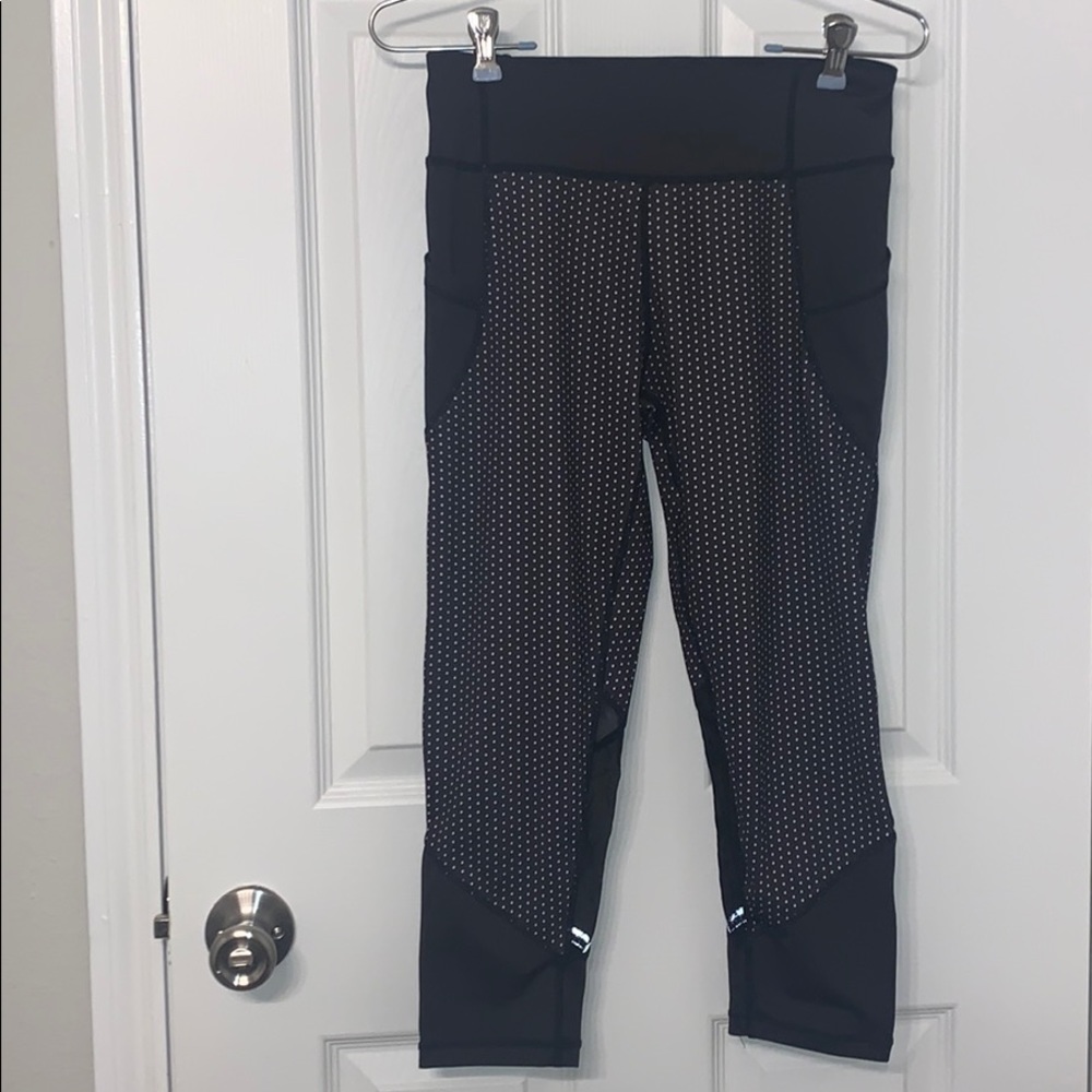 Jadelynn Brooke fit leggings size small